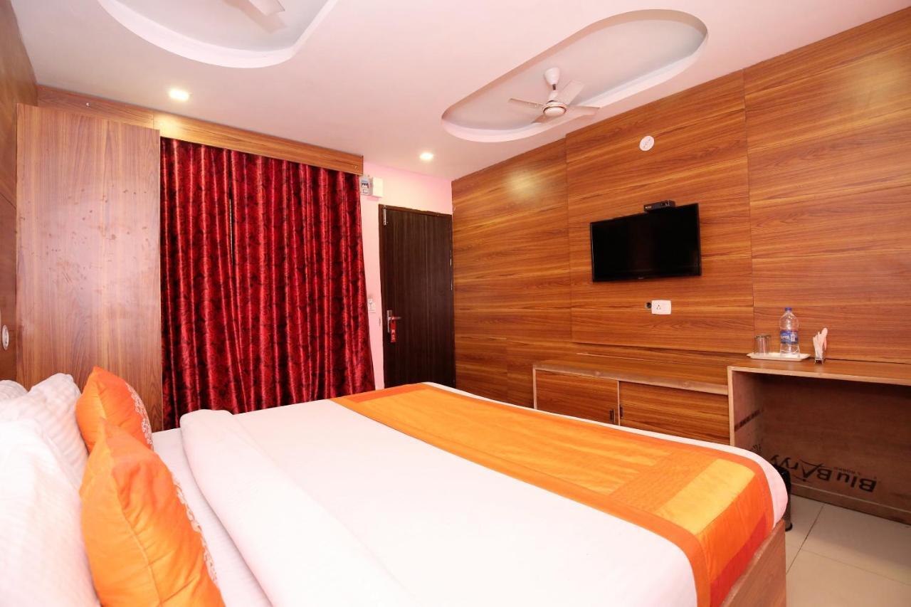 Oyo 8622 Hotel Grand Inn Chandīgarh Екстериор снимка