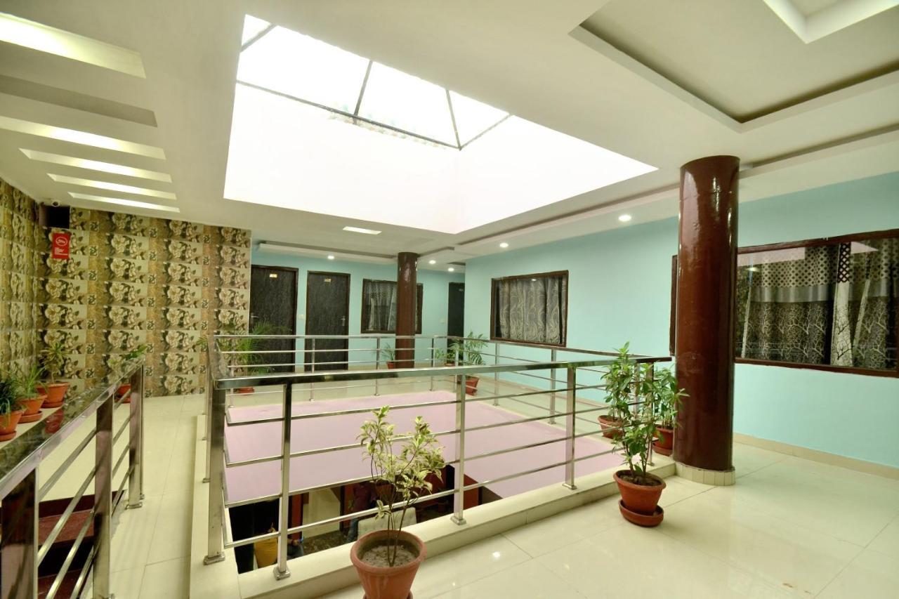 Oyo 8622 Hotel Grand Inn Chandīgarh Екстериор снимка