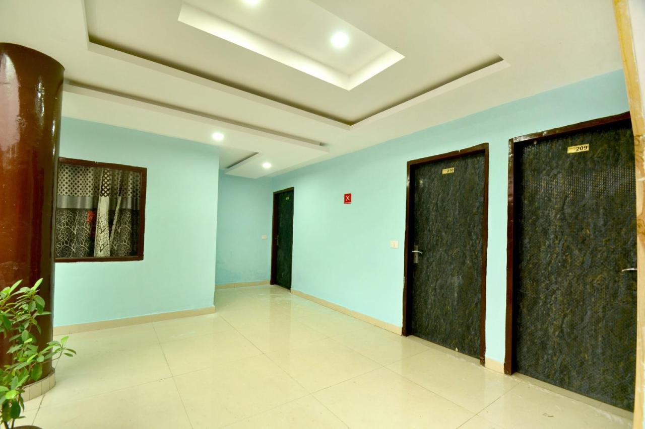 Oyo 8622 Hotel Grand Inn Chandīgarh Екстериор снимка